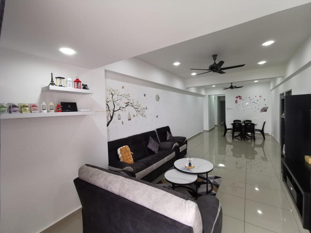 Coco Homestay 旅人の家@The Venus Sitiawan Perak Εξωτερικό φωτογραφία