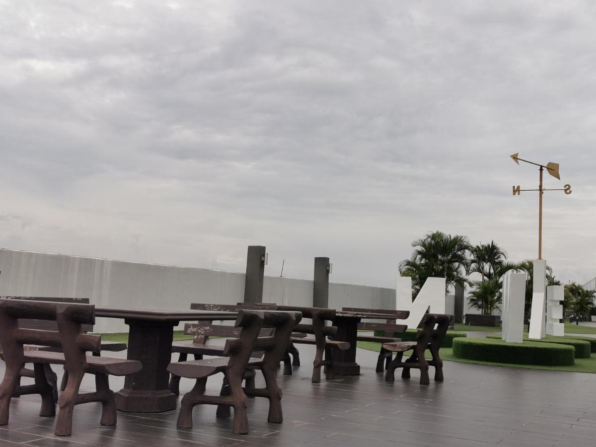 Coco Homestay 旅人の家@The Venus Sitiawan Perak Εξωτερικό φωτογραφία