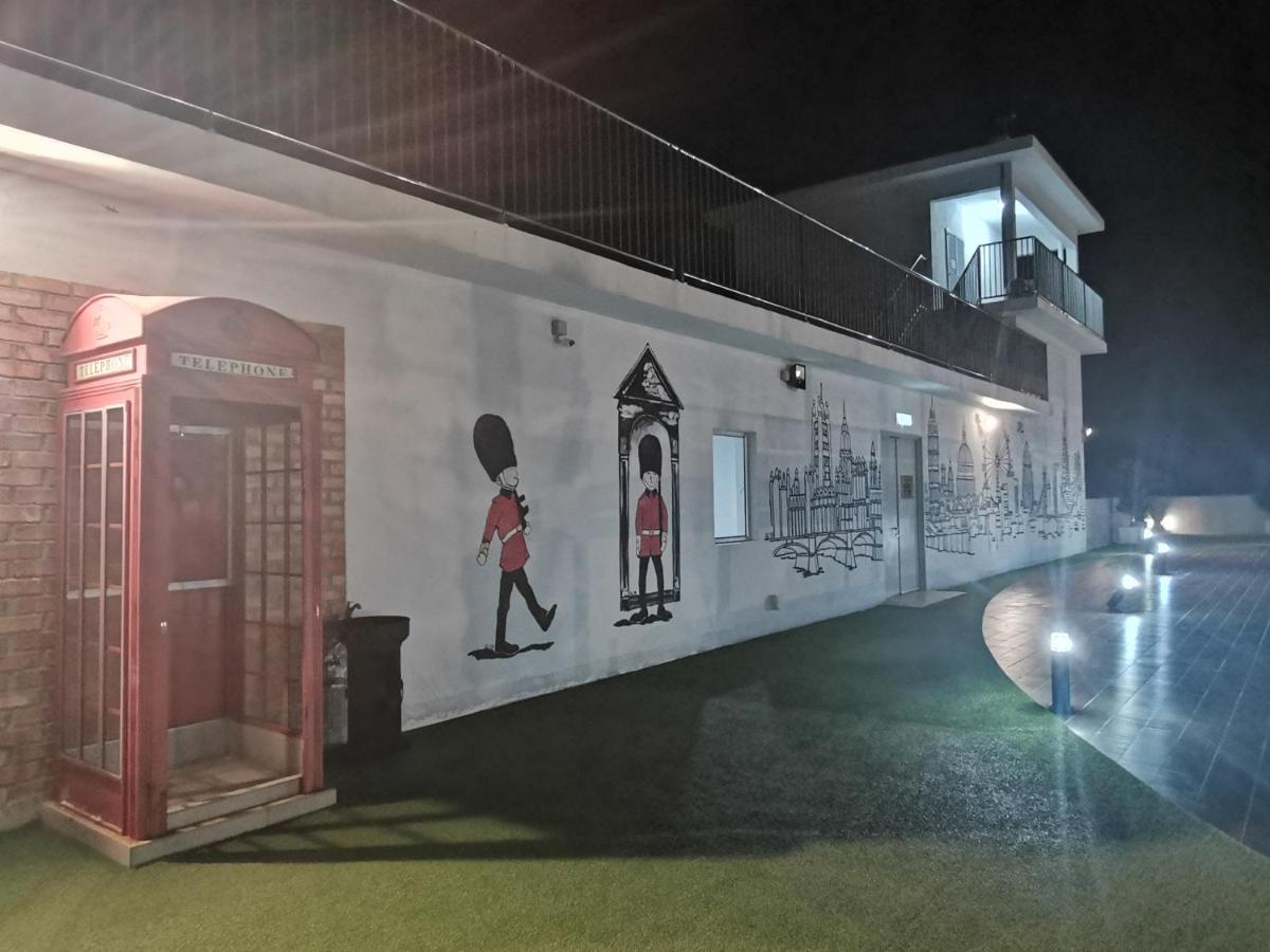 Coco Homestay 旅人の家@The Venus Sitiawan Perak Εξωτερικό φωτογραφία