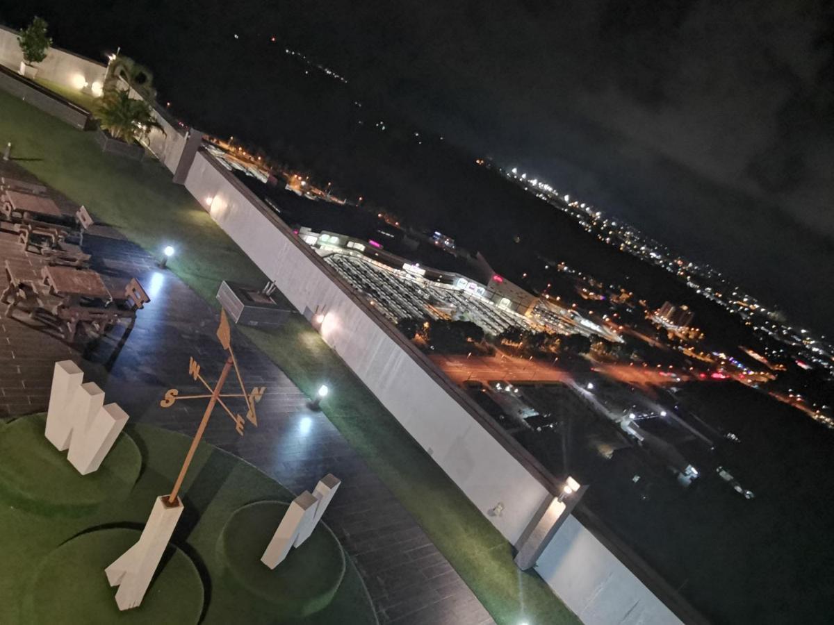Coco Homestay 旅人の家@The Venus Sitiawan Perak Εξωτερικό φωτογραφία